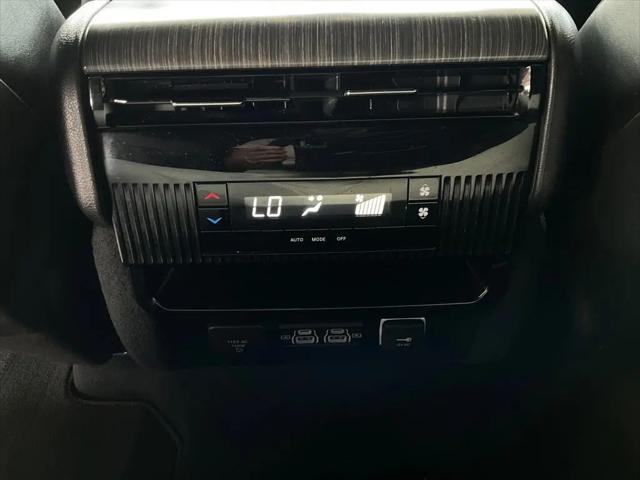 2023 Jeep Wagoneer Series II 4x2