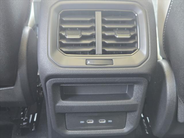 2026 Volkswagen Taos SE