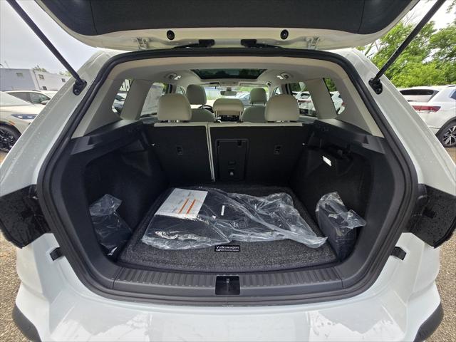 2026 Volkswagen Taos SE