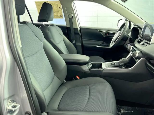 2023 Toyota RAV4 Hybrid LE