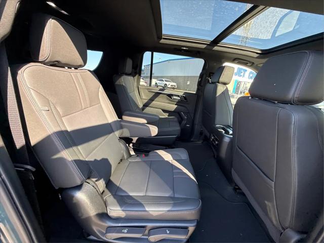 2026 Chevrolet Suburban RST, 4WD