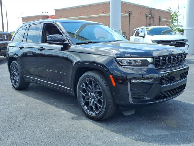 2026 Jeep Grand Cherokee GRAND CHEROKEE SUMMIT 4X4
