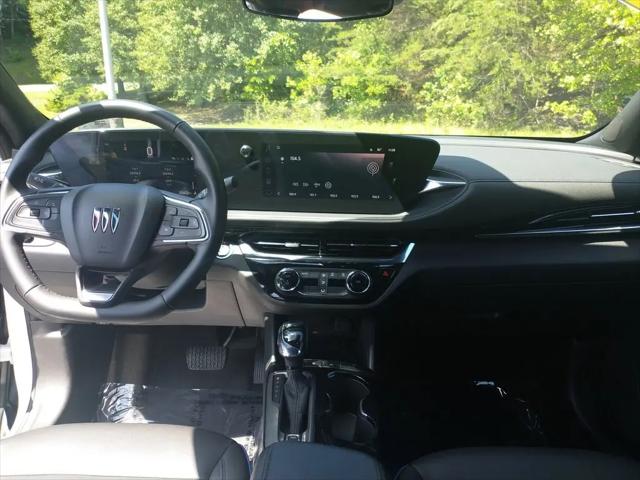 2025 Buick NV Sport Touring FWD