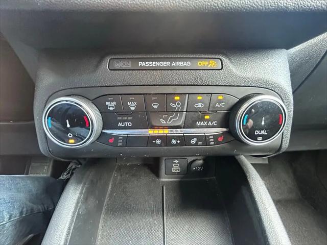 2025 Ford Escape ST-Line Select