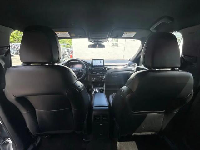 2025 Ford Escape ST-Line Select