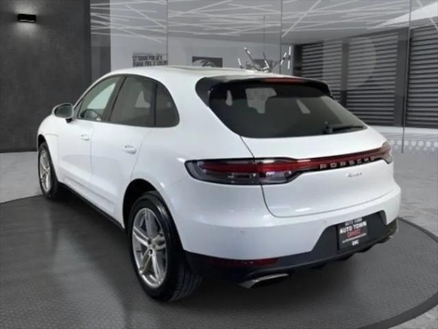 2019 Porsche Macan Macan