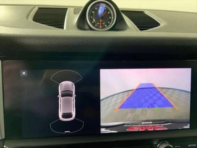 2019 Porsche Macan Macan