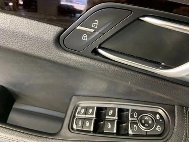 2019 Porsche Macan Macan