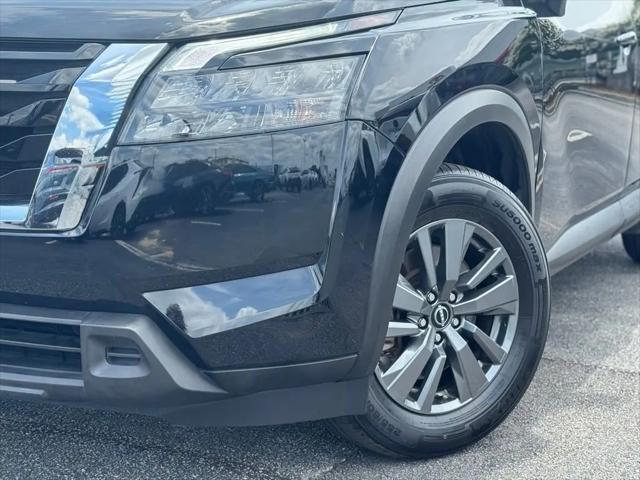 2024 Nissan Pathfinder SV FWD