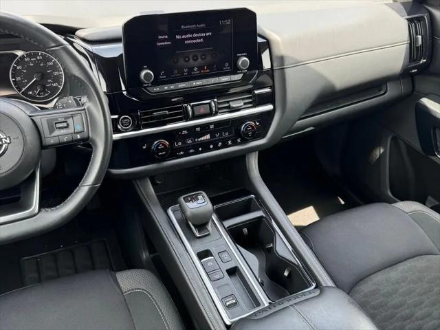 2024 Nissan Pathfinder SV FWD