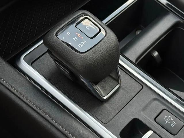 2024 Nissan Pathfinder SV FWD