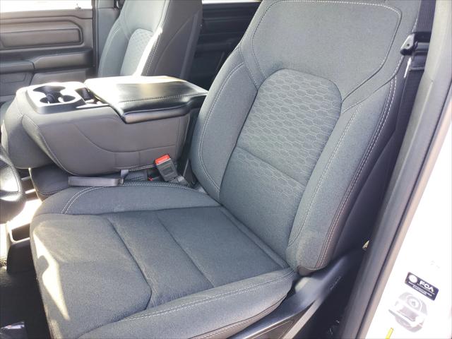 2025 Ram 1500 Tradesman Crew Cab 4x4 5'7" Box