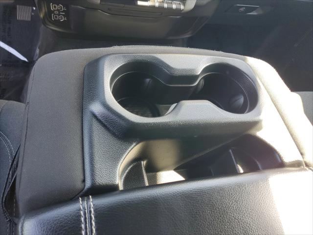 2025 Ram 1500 Tradesman Crew Cab 4x4 5'7" Box