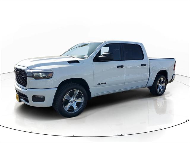 2025 Ram 1500 Tradesman Crew Cab 4x4 5'7" Box