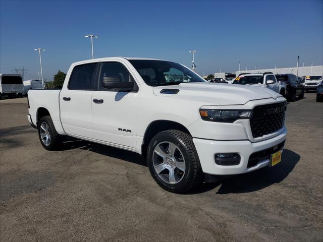 2025 Ram 1500 Tradesman Crew Cab 4x4 5'7" Box