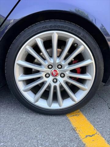 2019 Jaguar XE S