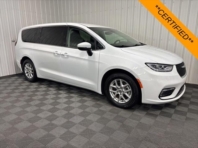 2023 Chrysler Pacifica Touring L for sale near Celina, OH