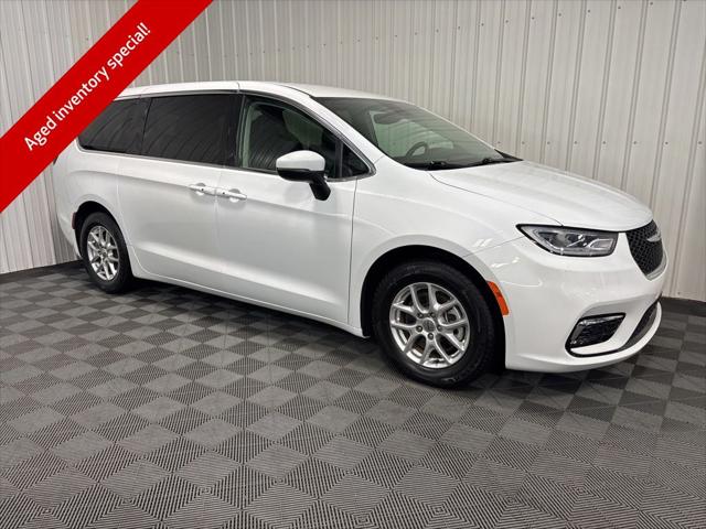 2023 Chrysler Pacifica Touring L for sale near Celina, OH