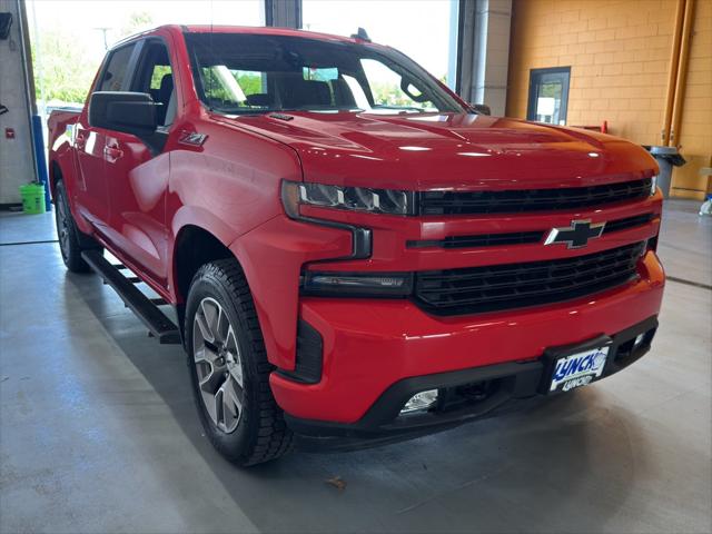 2022 Chevrolet Silverado 1500 4WD Crew Cab Short Bed RST