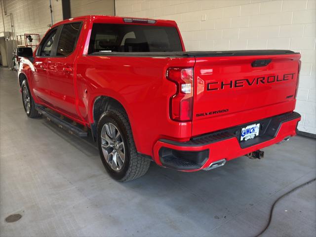2022 Chevrolet Silverado 1500 4WD Crew Cab Short Bed RST