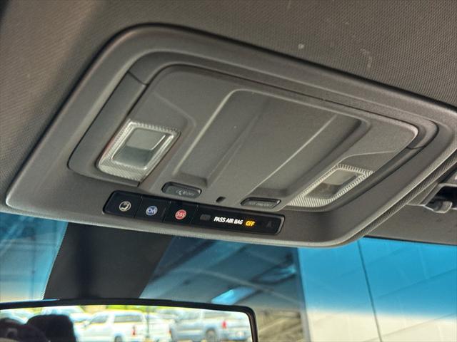 2022 Chevrolet Silverado 1500 4WD Crew Cab Short Bed RST