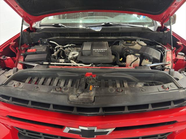 2022 Chevrolet Silverado 1500 4WD Crew Cab Short Bed RST
