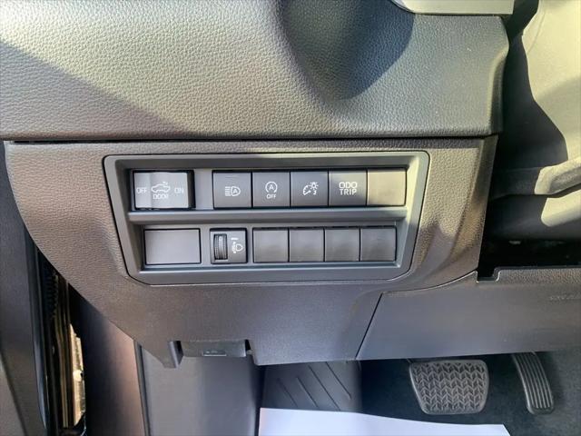 2026 Toyota Tundra SR5 CrewMax 5.5' Bed