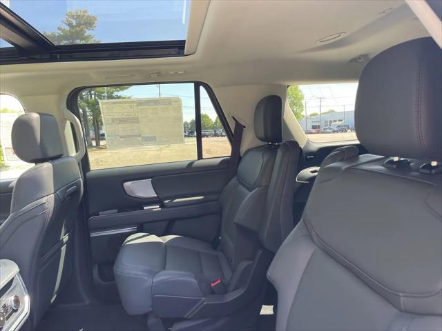 2026 Ford Expedition Active