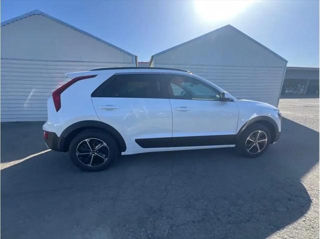 2026 Kia Niro LX