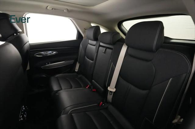 2023 Genesis GV70 Advanced AWD
