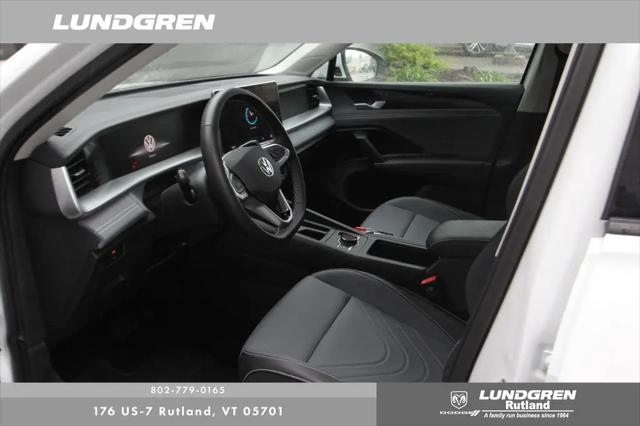 2025 Volkswagen Tiguan 2.0T SE