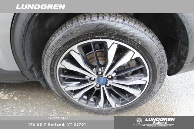 2022 Ford Escape SEL