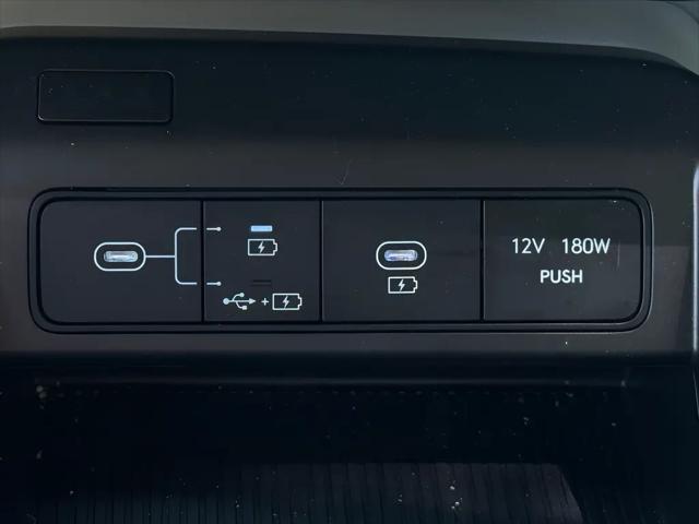 2024 Hyundai Kona EV SEL