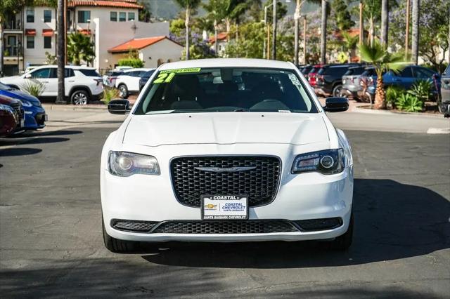 2021 Chrysler 300 Touring