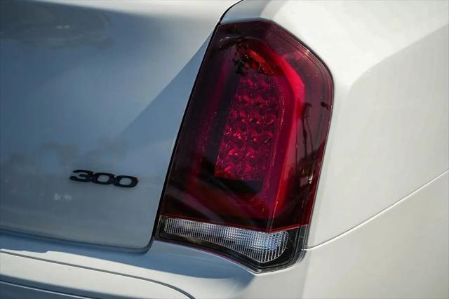 2021 Chrysler 300 Touring