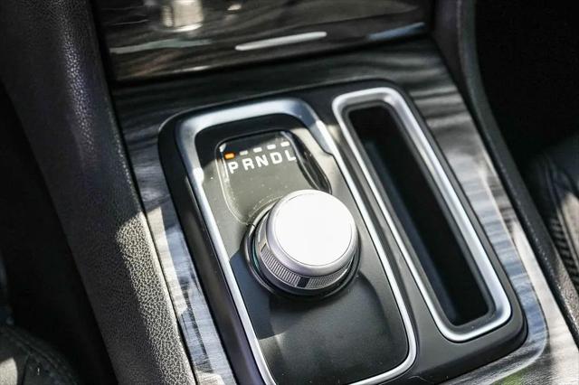 2021 Chrysler 300 Touring