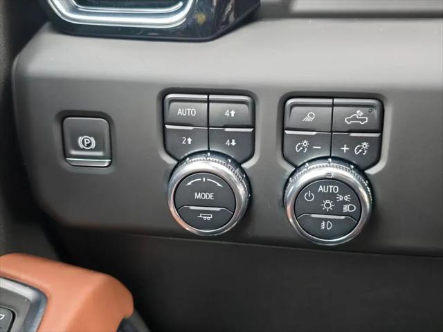 2025 GMC Sierra 2500HD 4WD Crew Cab Standard Bed Denali Ultimate