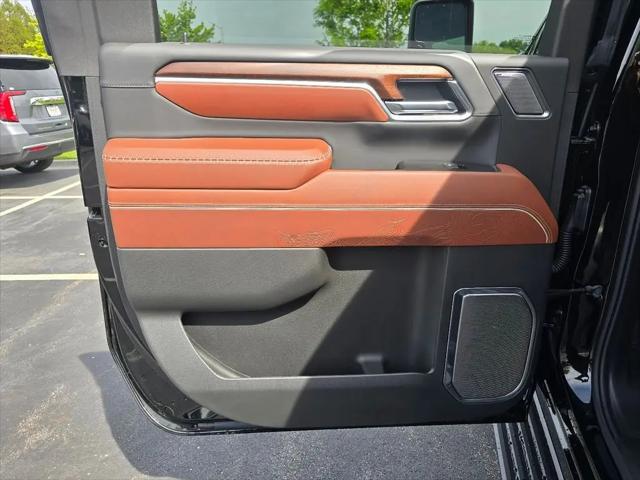 2025 GMC Sierra 2500HD 4WD Crew Cab Standard Bed Denali Ultimate