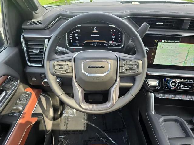 2025 GMC Sierra 2500HD 4WD Crew Cab Standard Bed Denali Ultimate