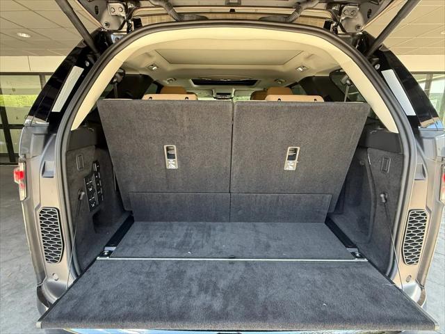 2026 Land Rover Discovery Tempest Edition