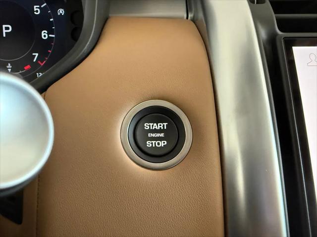 2026 Land Rover Discovery Tempest Edition