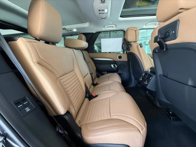 2026 Land Rover Discovery Tempest Edition