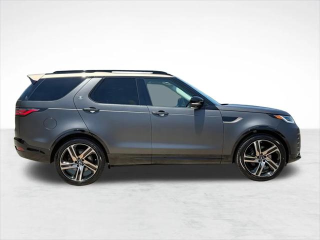 2026 Land Rover Discovery Tempest Edition