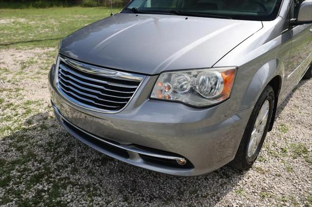 2013 Chrysler Town & Country Touring