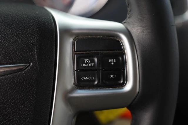 2013 Chrysler Town & Country Touring