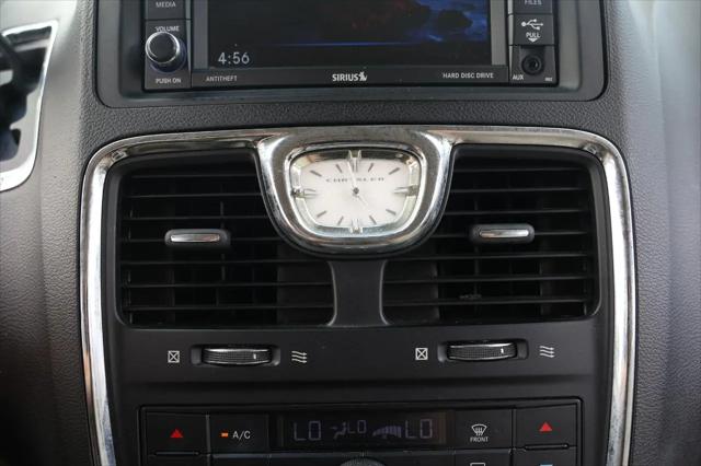2013 Chrysler Town & Country Touring