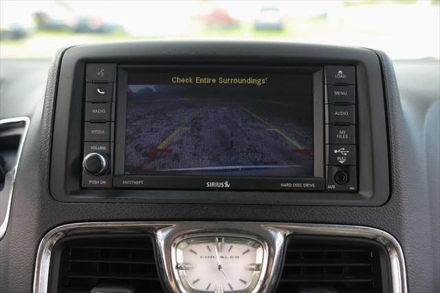 2013 Chrysler Town & Country Touring