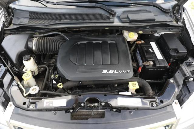 2013 Chrysler Town & Country Touring