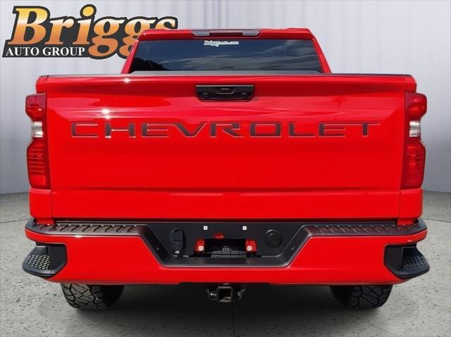 2024 Chevrolet Silverado 1500 4WD Crew Cab Short Bed Custom
