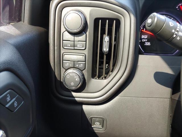 2024 Chevrolet Silverado 1500 4WD Crew Cab Short Bed Custom